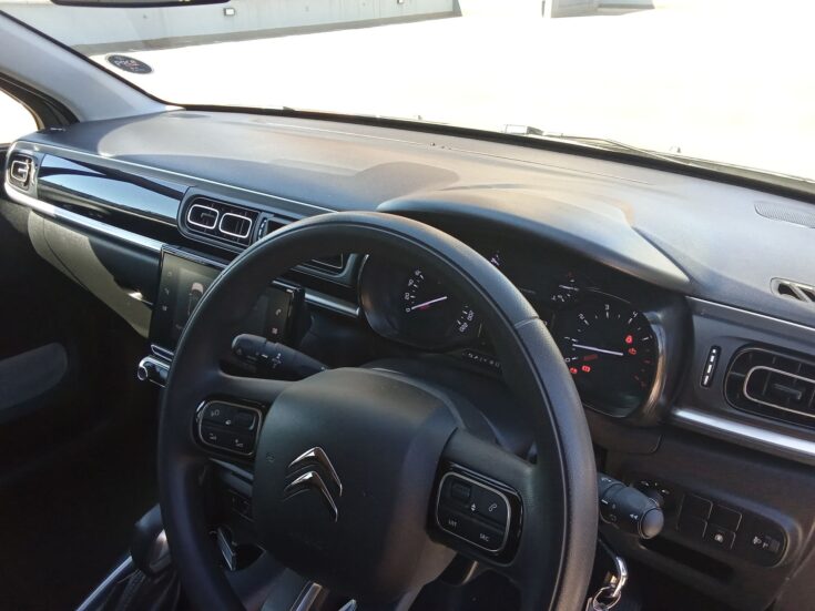 2024 CITROEN C3 1.2 PURETECH SHINE AT – Interior