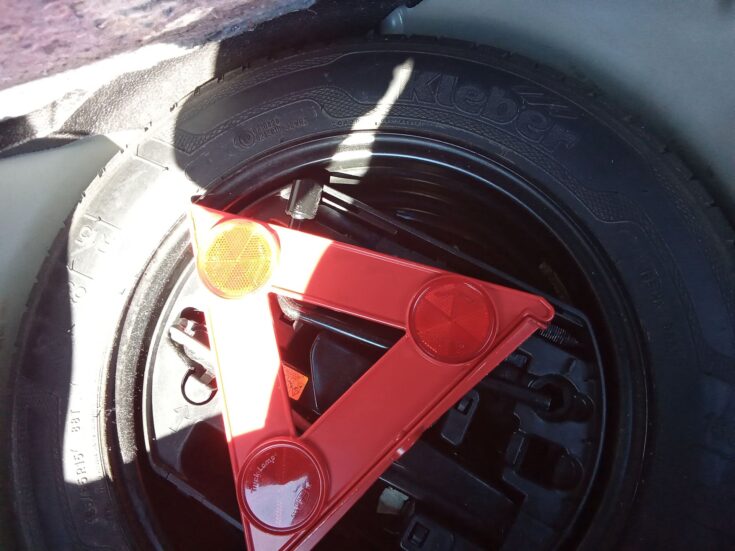 2024 CITROEN C3 1.2 PURETECH SHINE AT – Spare Wheel