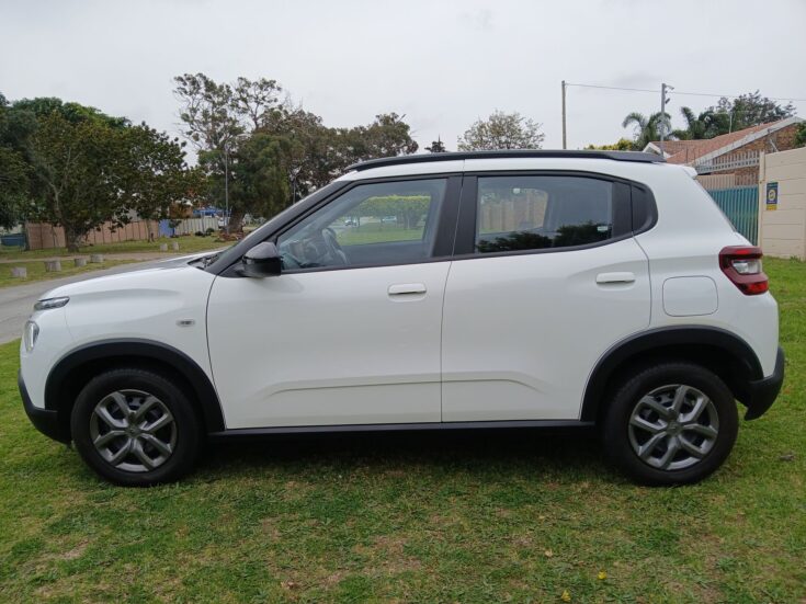 2024 CITROEN C3 FEEL – Left Side Photo