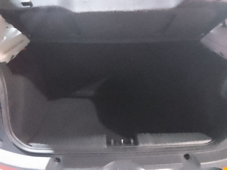 2024 CITROEN C3 FEEL MANUAL – Boot / Loadbin