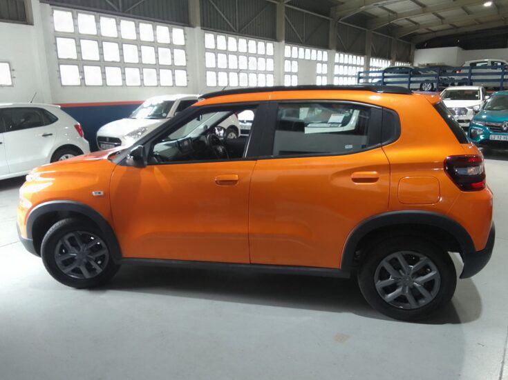 2024 CITROEN C3 FEEL MANUAL – Left Side Photo