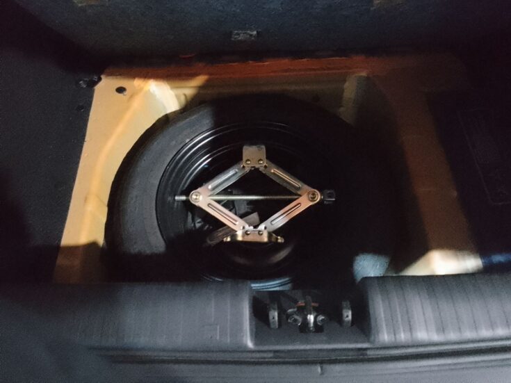 2024 CITROEN C3 FEEL MANUAL – Spare Wheel