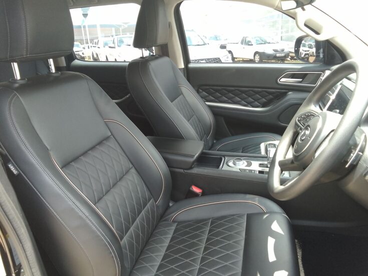 2024 GWM P-SERIES PV DCAB 2.0TD LS 4X4 8AT – Front Seats