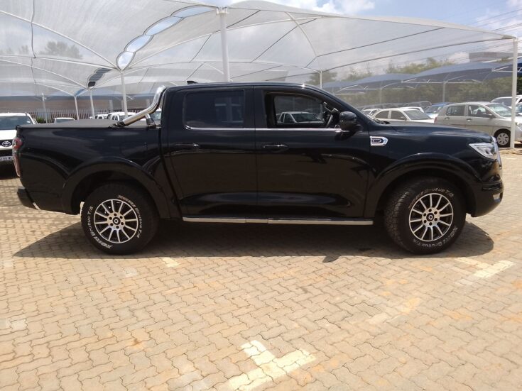 2024 GWM P-SERIES PV DCAB 2.0TD LS 4X4 8AT – Right Side Photo