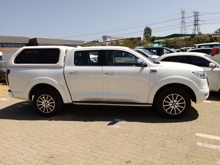 2024 GWM P-SERIES PV DCAB 2.0TD LT 4X4 8AT – Right Side Photo