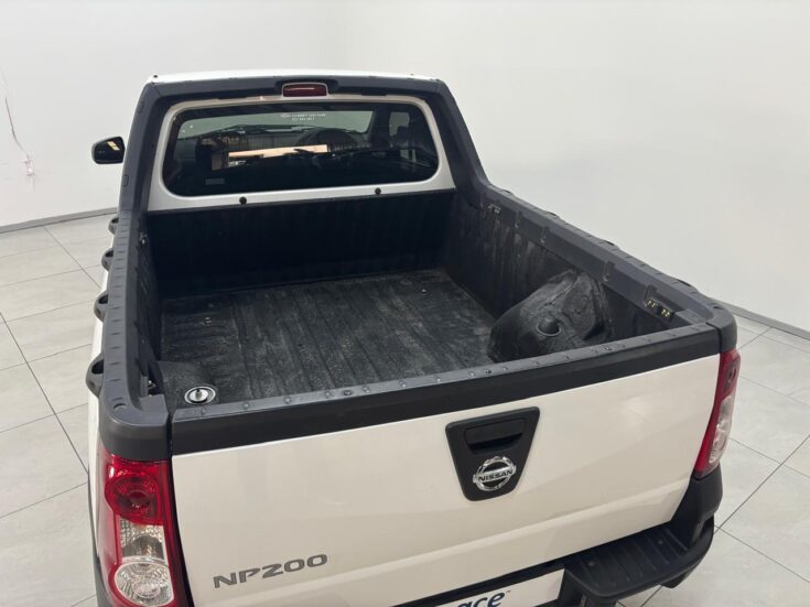 2024 NISSAN NP200 1.6 P/U S/C – Left Side Photo