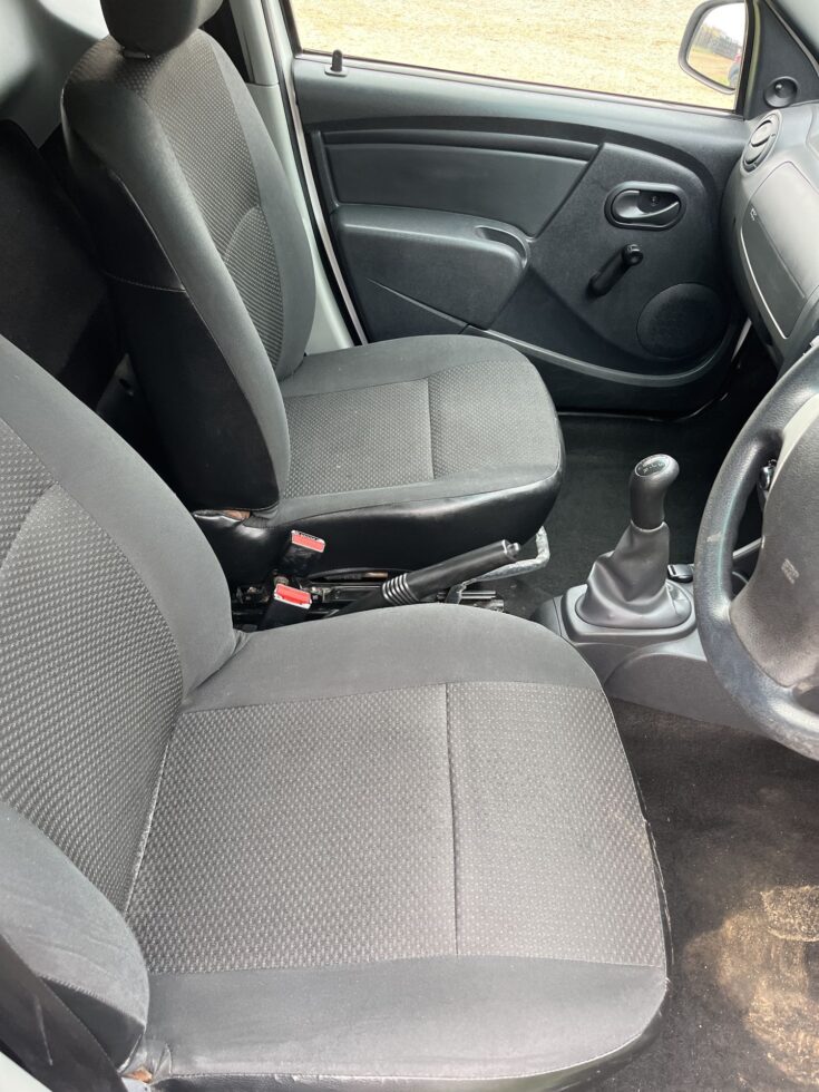 2024 NISSAN P200 1.6 A/C SAFETY PACK P/U S/C – Front Seats