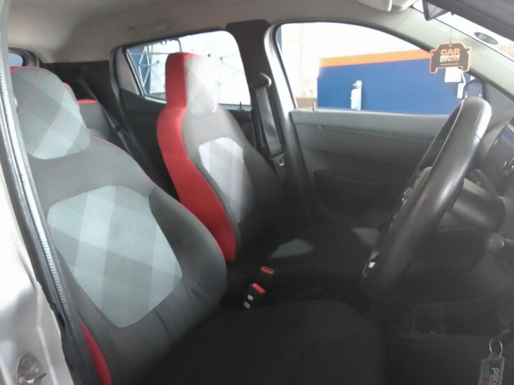 2024 RENAULT KWID DYNAMIQUE MANUAL – Front Seats