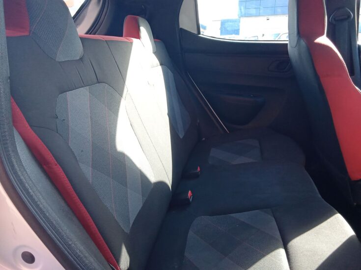 2024 RENAULT KWID DYNAMIQUE MANUAL. – Rear Seats