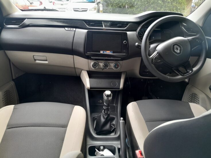 2024 RENAULT TRIBER 1.0 DYNAMIQUE/ZEN – Dashboard