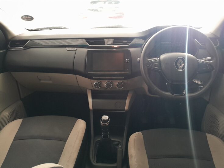 2024 RENAULT TRIBER DYNAMIQUE/ZEN MANUAL. – Dashboard