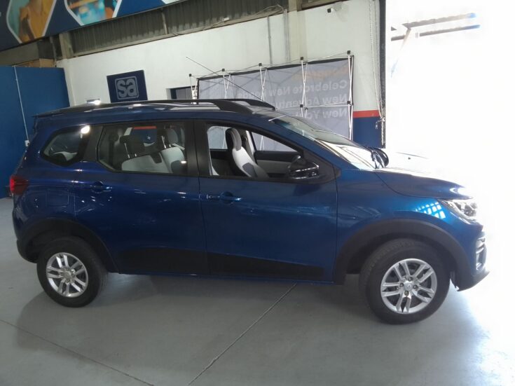 2024 RENAULT TRIBER DYNAMIQUE/ZEN MANUAL – Right Side Photo