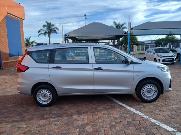 2024 SUZUKI ERTIGA 1.5 GA MANUAL – Right Side Photo