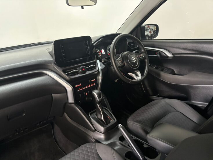 2024 SUZUKI GRAND VITARA 1.5 GL A/T – Interior