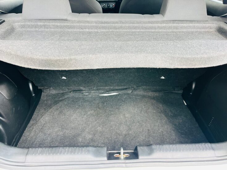 2024 SUZUKI SWIFT 1.2 GA MANUAL – Boot / Loadbin