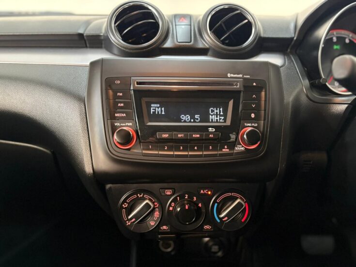 2024 SUZUKI SWIFT 1.2 GL AMT – Boot / Loadbin