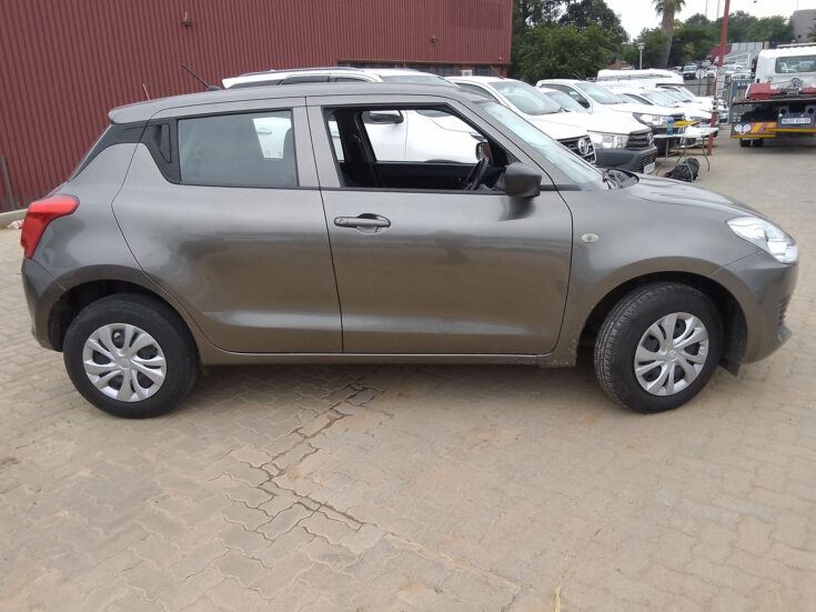 2024 SUZUKI SWIFT 1.2 GL MANUAL – Right Side Photo