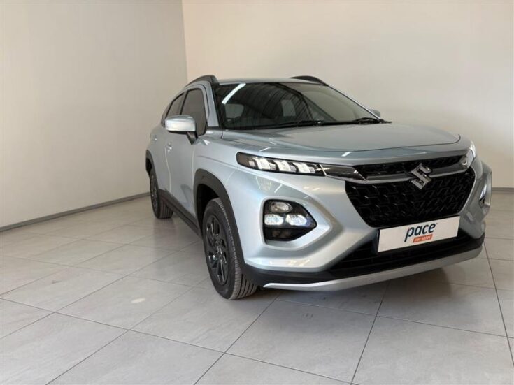 2024 TOYOTA URBAN CRUISER 1.5 XR A/T – Front Feature Photo