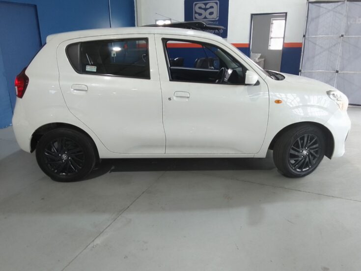 2024 TOYOTA VITZ 1.0 XR AMT – Right Side Photo