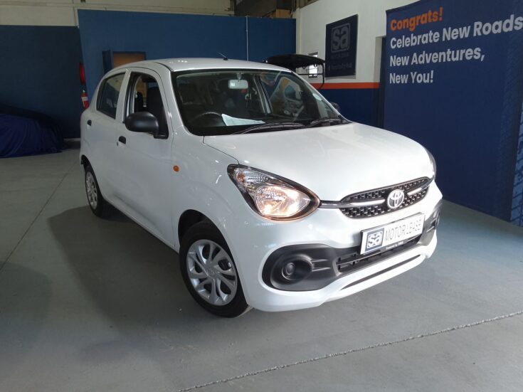 2024 TOYOTA VITZ 1.0 XR MANUAL – Front Feature Photo