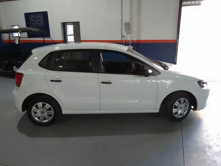 2024 VW POLO VIVO 1.4 TRENDLINE MANUAL – Right Side Photo