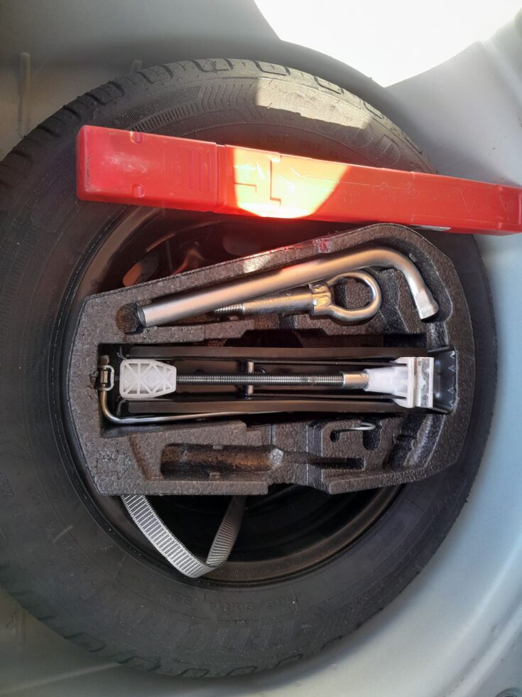 2024 VW POLO VIVO 1.4 TRENDLINE MANUAL – Spare Wheel