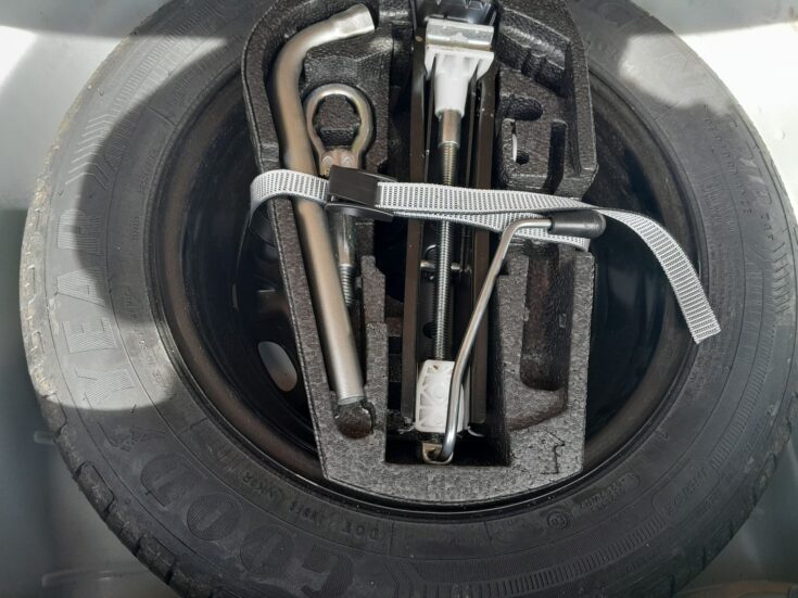 2024 VW POLO VIVO 1.4 TRENDLINE MANUAL – Spare Wheel
