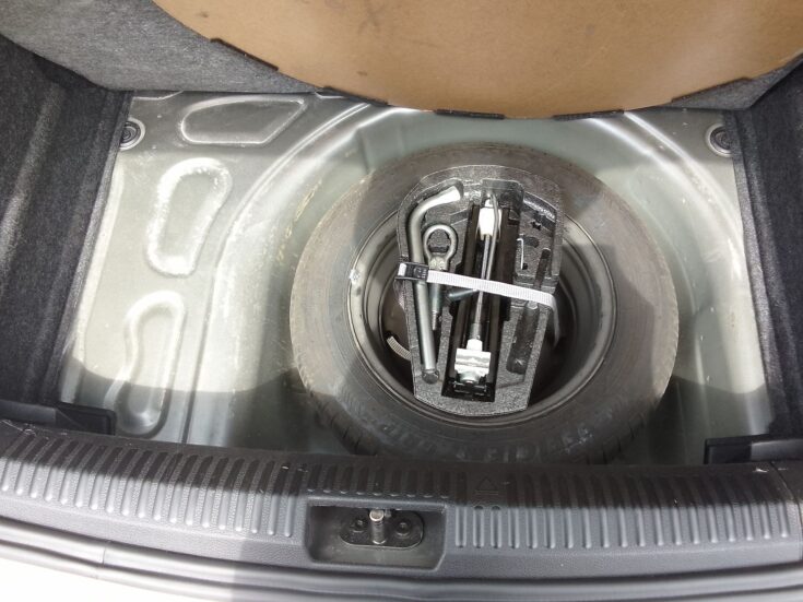 2024 VW POLO VIVO 1.4 TRENDLINE MANUAL – Spare Wheel