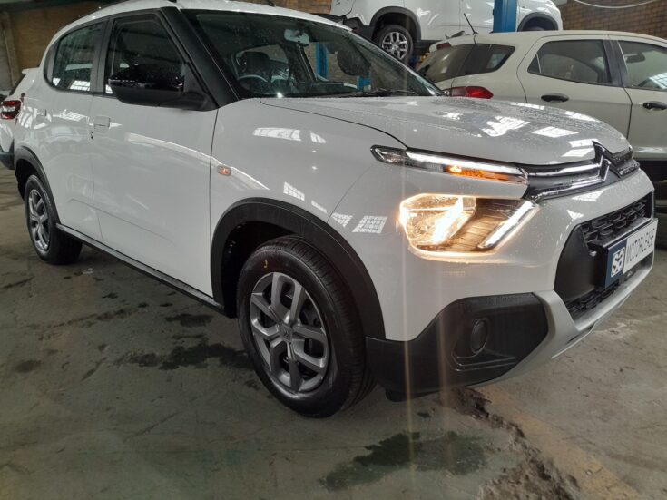 2025 CITROEN C3 PLUS 1.2 – Front Feature Photo