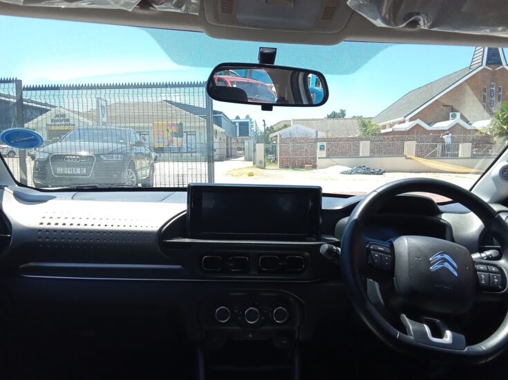 2025 Citroen C3 Plus 1.2 M/T – Interior