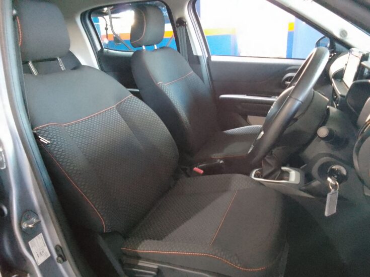 2025 CITROEN C3 PLUS 1.2 MANUAL – Front Seats