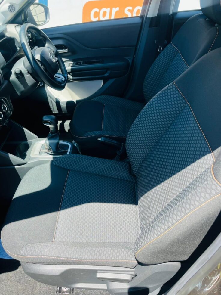 2025 CITROEN C3 PLUS 1.2 MANUAL – Front Seats