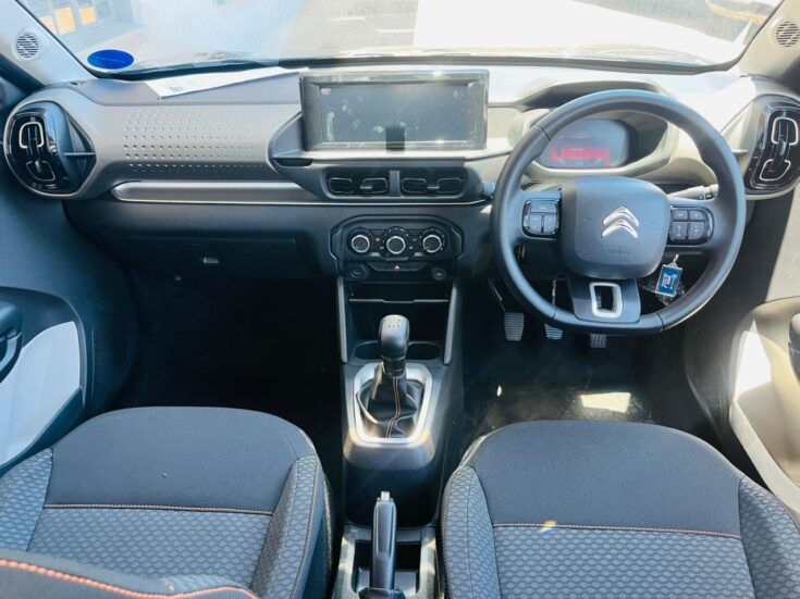 2025 CITROEN C3 PLUS 1.2 MANUAL – Interior