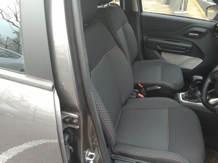 2025 Citroen C3 Plus MT – Front Seats
