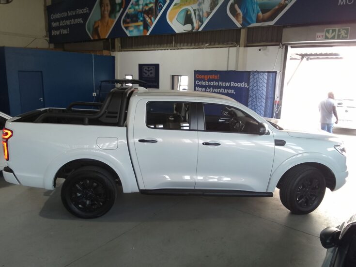 2025 GWM P-SERIES PV DCAB 2.0TD LS 4X2 8AT – Right Side Photo