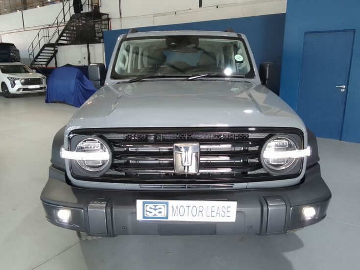 2025 GWM TANK 300 2.4TD LUXURY 4X2 AT – Front Photo