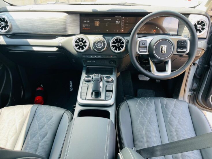 2025 GWM TANK 300 2.4TD LUXURY 4X2 AT – Interior
