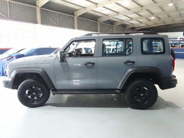 2025 GWM TANK 300 2.4TD LUXURY 4X2 AT – Left Side Photo