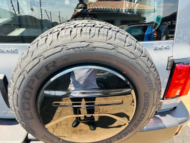 2025 GWM TANK 300 2.4TD LUXURY 4X2 AT – Spare Wheel
