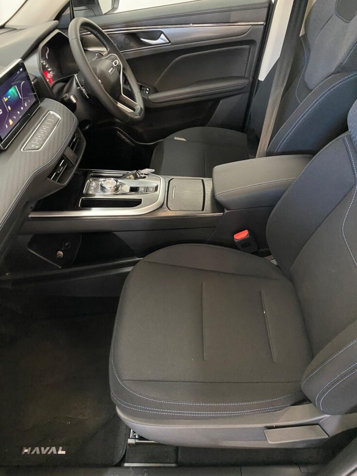 2025 HAVAL JOLION 1.5T CITY PLUS 7DCT – Front Seats