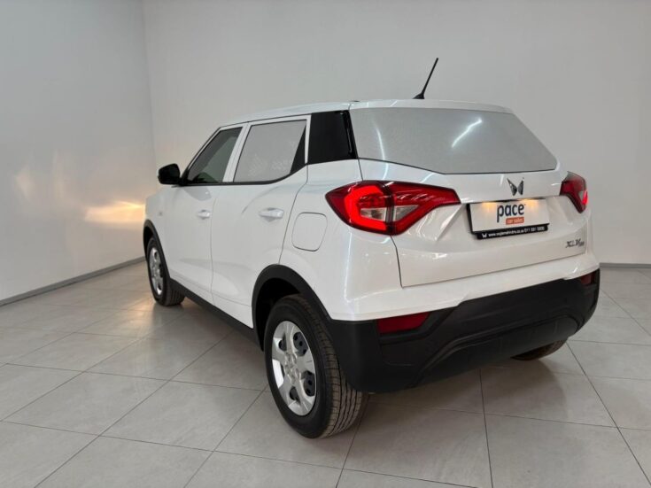 2025 MAHINDRA XUV 300 1.2T (W4) – Back Feature Photo