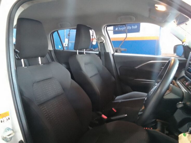 2025 SUZUKI SWIFT 1.2 GL+ CVT – Front Seats