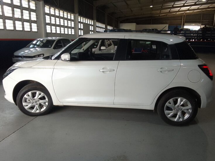2025 SUZUKI SWIFT 1.2 GL+ CVT – Left Side Photo
