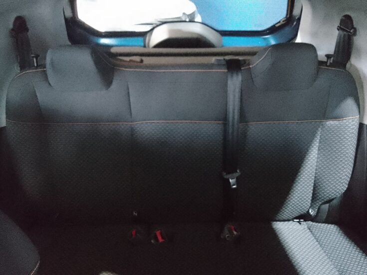 2026 CITROEN C3 MANUAL – Rear Seats