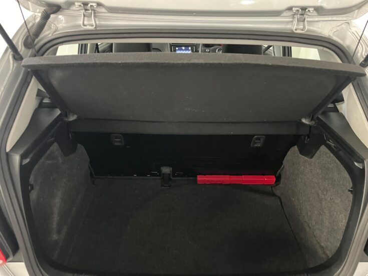 224 VW POLO VIVO 1.4 TRENDLINE MANUAL – Boot / Loadbin