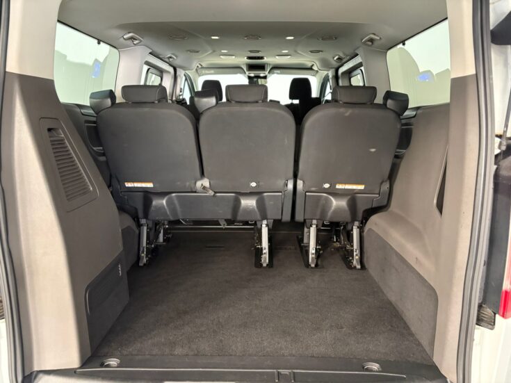 FORD TOURNEO CUSTOM 2.0TDCi TREND A/T – Back Feature Photo