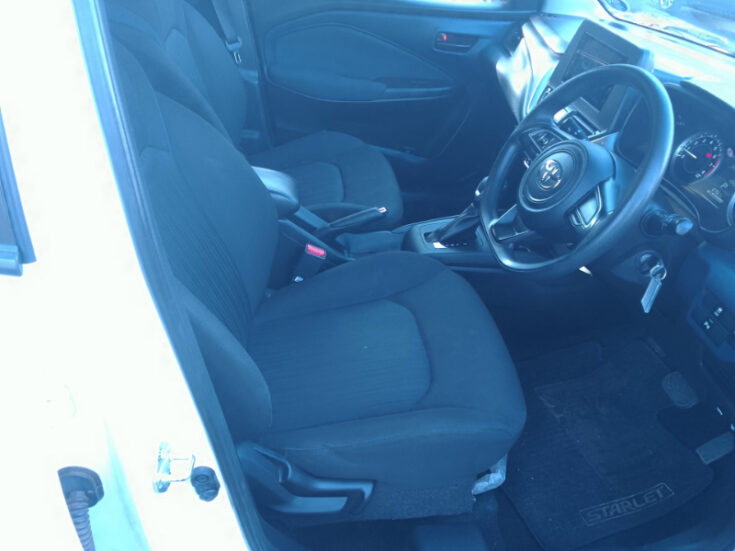 2023 TOYOTA STARLET 1.5 XS A/T - Image 11