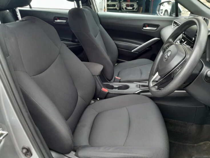 2023 Toyota Corolla Cross 1.8Xi - Image 10