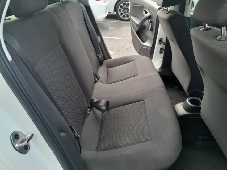 2021 VW POLO VIVO 1.4 TRENDLINE MANUAL - Image 9