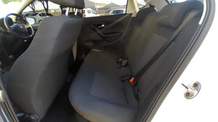 2022 VW POLO VIVO 1.4 TRENDLINE MANUAL - Image 9